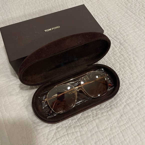 Tom Ford Accessories Tom Ford Kit Astuccio Rigido B8 Uomo Poshmark